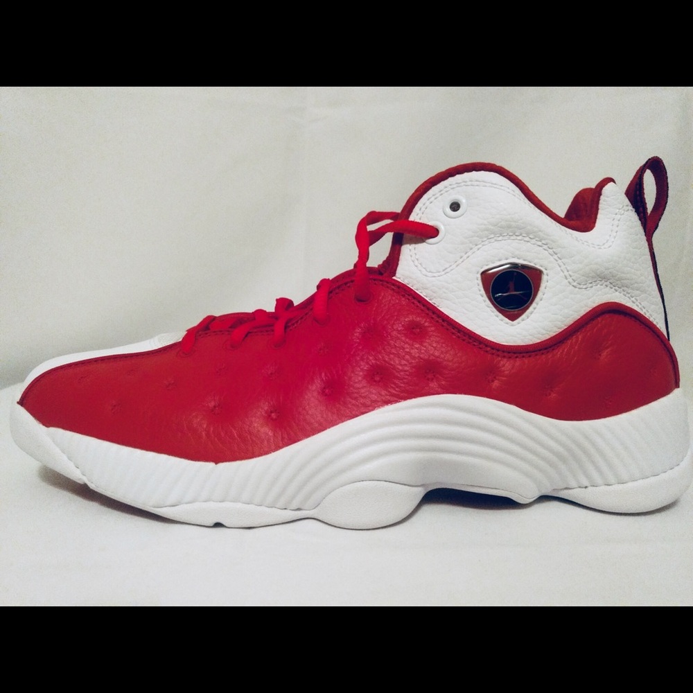 Jordan Jumpman Team 2 Size 10.5 - Picture 2 of 4